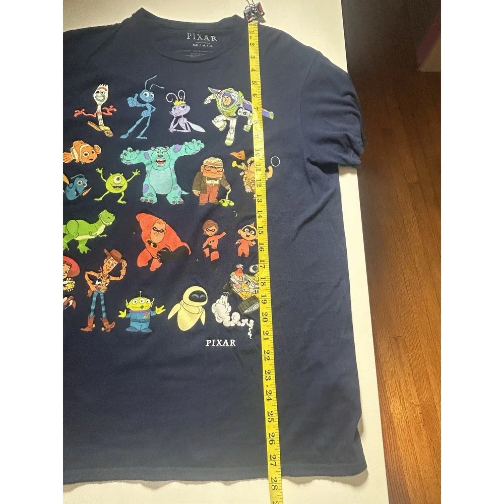 Disney Pixar Men's‎ Characters T-Shirt M Toy Story Monsters Inc Incredibles Nemo